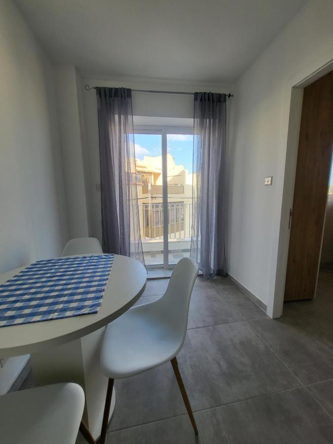 St Julian Apartments San Ġiljan Buitenkant foto